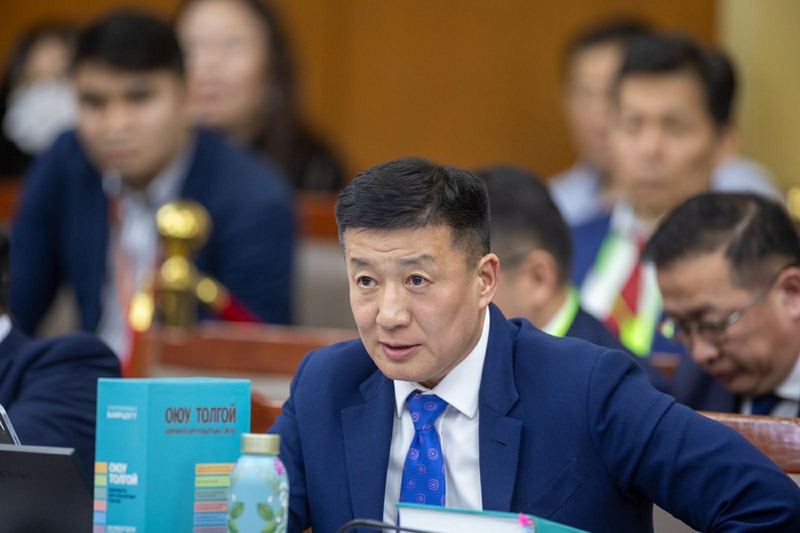 Сангийн сайд асан С.Баярцогт: МУЗГ Чингис бондыг маш бага хүүтэй босгож байсан. Энэ бол Оюу толгойн ашиг тус шүү.